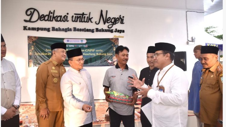 Walikota Maulana Hadiri syukuran Pendopo Pokdarwis yang berada di Kampung Bahagia Baselang, di RT 11, Kelurahan Bakung Jaya, Kecamatan Paal Merah, pada Senin (24/3/2025). foto : diskominfo