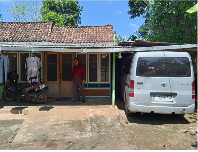 Rumah Kepala Desa Purnama, Kecamatan Tegal Ampel. foto : istimew
