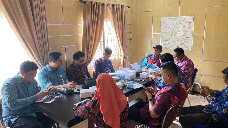 Rapat Kordinasi BPJS Ketenagakerjan di Aula Sekretaris Daerah, yang dihadiri Sekretaris Daerah Tanjabtim, Asisten I, sejumlah kepala OPD, pejabat daerah, dan perwakilan instansi terkait. foto : bpjstk