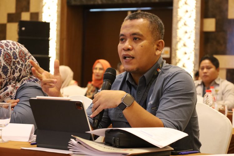 Ketua Bawaslu Provinsi Jambi, Wein Arifin