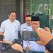Wali Kota Jambi, Dr. H. Maulana, MKM saat di Wawancarai Wartawan. foto : bpjstk