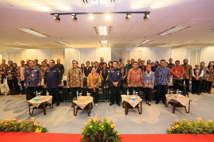 OJK bekerjasama dengan KPK  Gelar  Sertifikasi Ahli Pembangun Integritas (API) di Kantor OJK Wisma Mulia 2, Jakarta, Selasa (12/8/2025). foto : ojk