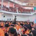 Aksi Mahasiswa Warnai pada acara PKKMB UNJA, mereka menolak PT SAS. foto : istimewa