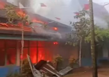 Kebakaran hebat melanda SMP Negeri 20 Kota Jambi di RT 44, Kelurahan Bakung Jaya, Kecamatan Paal Merah, Rabu (10/9/2025) pagi