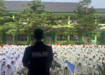 Satuan Tugas Wilayah (Satgaswil) Densus 88 Antiteror (AT) Polri Jambi menggelar sosialisasi pencegahan paham radikal dan intoleransi di Madrasah Aliyah Negeri (MAN) 2 Kota Jambi, Jumat (10/10/2025).