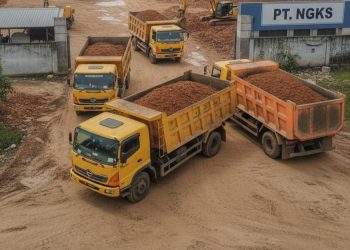 foto ilustrasi bongkar muat truk pengangkut tanah. foto : AI